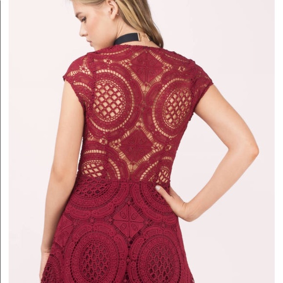 Wine/burgundy skater dress from Tobi - Picture 2 of 5